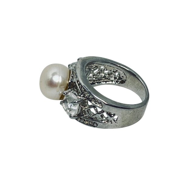 Silver Tone Statement Ring With Faux Pearl & Clear Rhinestones Size 6.25 (R447) - Picture 7 of 8